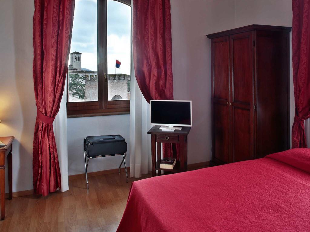 Hotel Windsor Savoia Assisi Luaran gambar