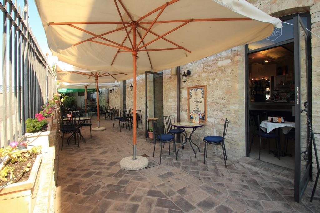 Hotel Windsor Savoia Assisi Luaran gambar