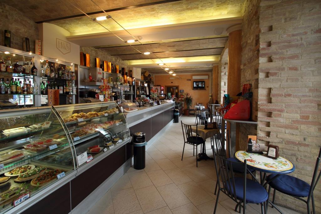 Hotel Windsor Savoia Assisi Luaran gambar